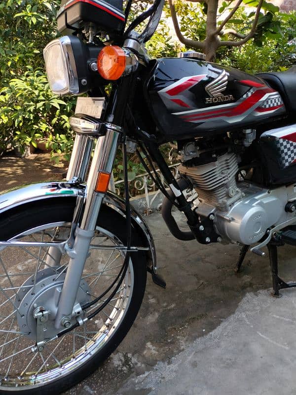 honda 125 2024 3