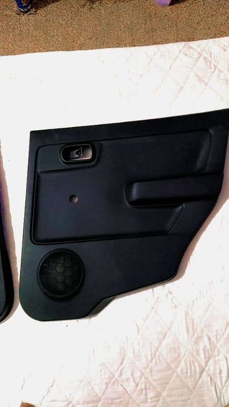 Suzuki Alto 660 cc Doors panel 4