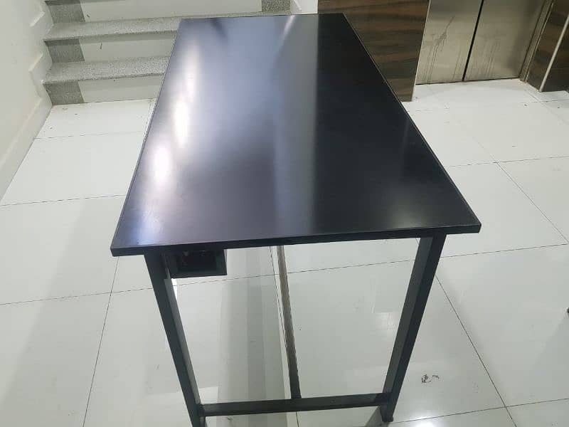 table for pc 0