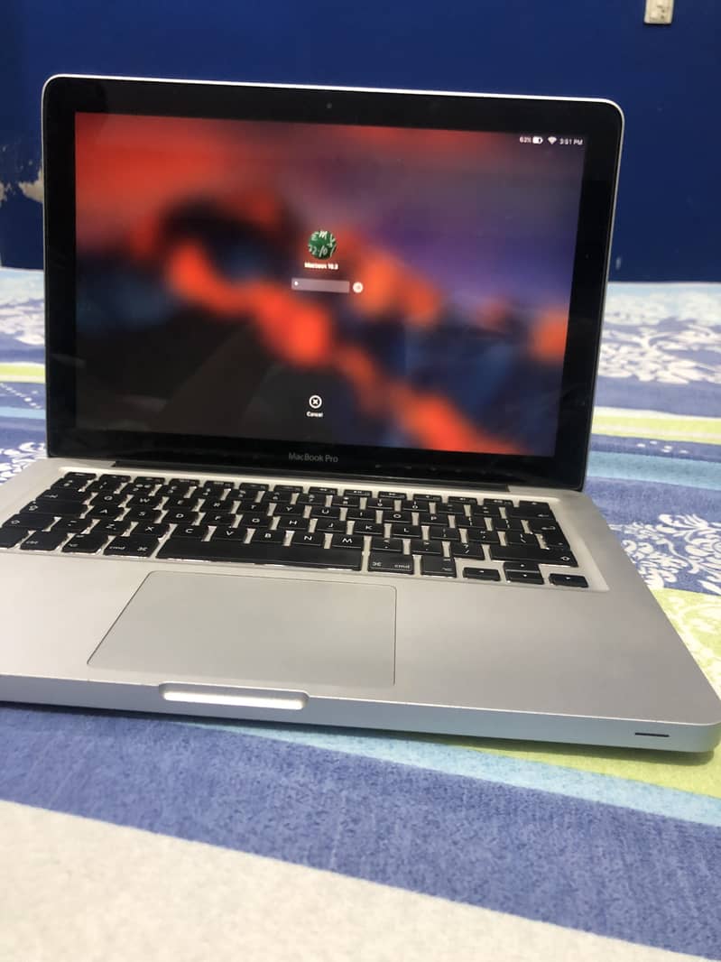 Macbook pro 2011 ( late ) 0