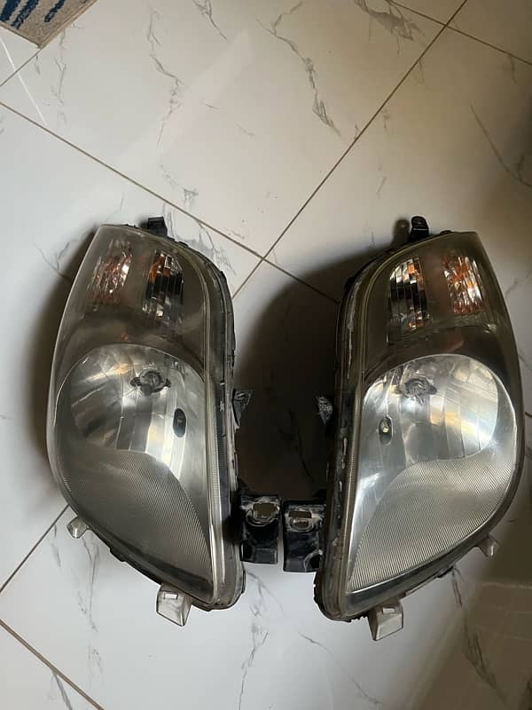 Original Toyota Vitz Headlights Japan 2005-2008 0