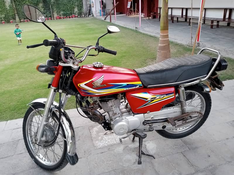 Honda CG 125  Red Color 10