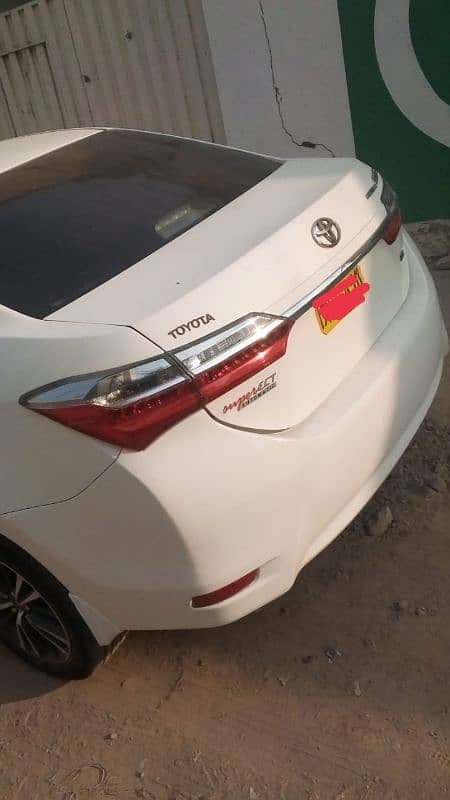 Toyota Corolla Altis 2017 1