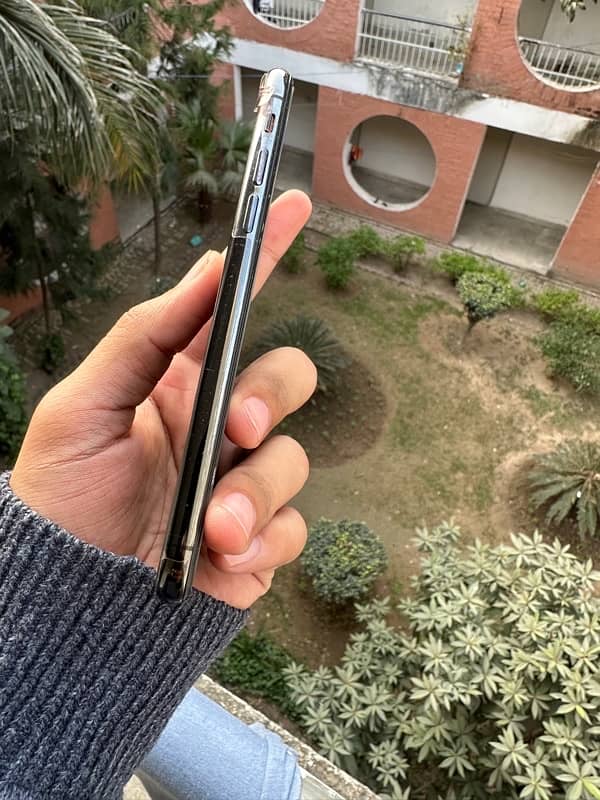 iphone X 6