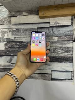 iPhone XS