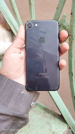 iPhone 7 pta approved 128gb RS19000