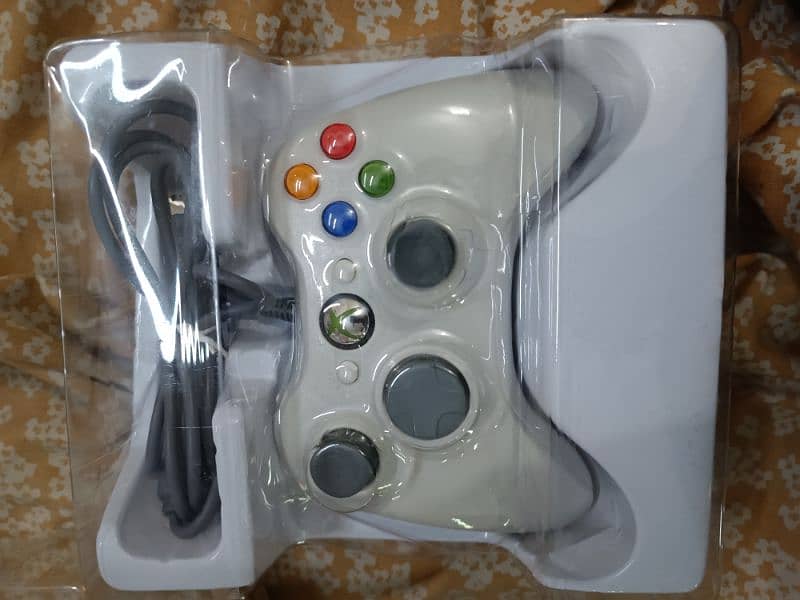 BRAND NEW !!! XBOX 360 Controller ( Imported ) 2