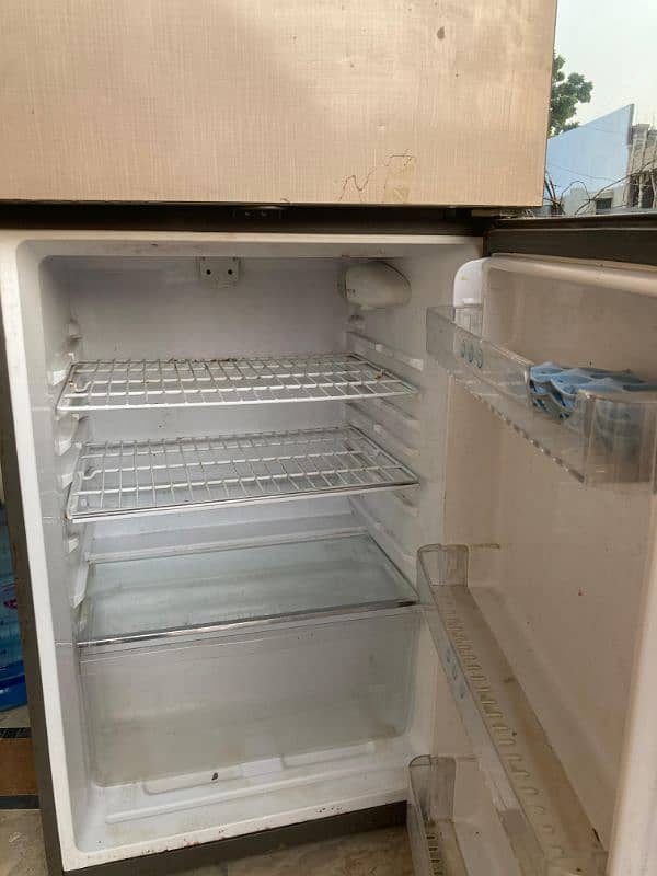 fridge/ refrigerator 2