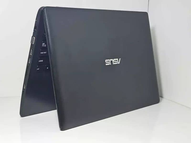 Asus Laptop (Ram 8GB + SSD 128GB) 15.6 Display Numerical Keyboard 2