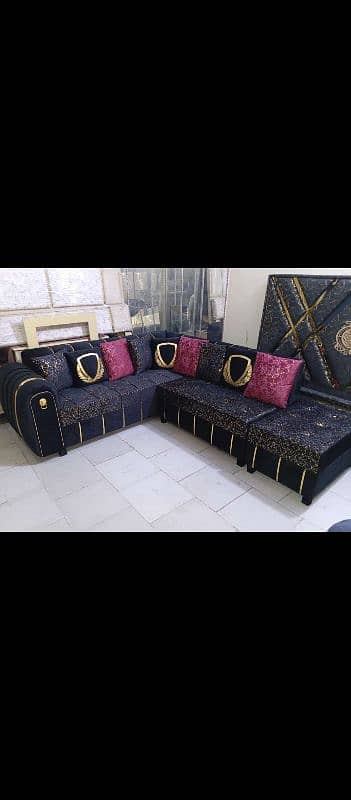 beautiful stylish L shaped corner 6 seater 0