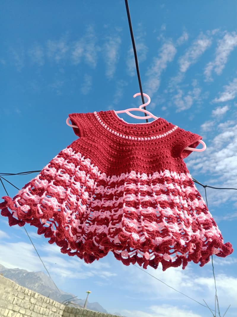 Crochet baby frock #crochetbabyfrock #handmadefrock #babywear #girlwea 1