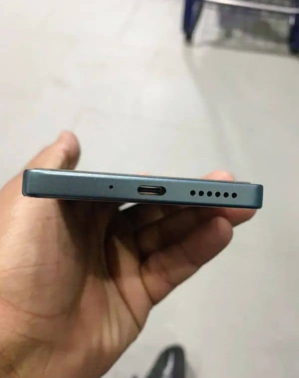 Redmi note 13pro 12/256 GB 10/10 condition 4