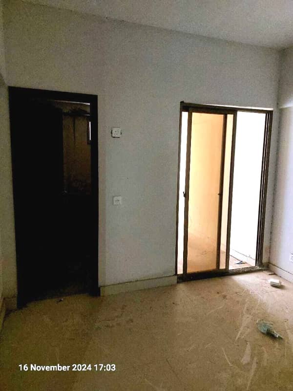 West Open Brand New Flat For Sale In City Tower, Main University Road, Gulistan e Jauhar 2