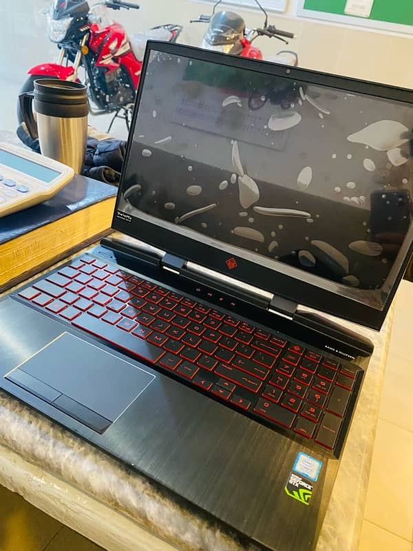 Hp omen 144hz i5 8th gen gaming brand new laptop 4