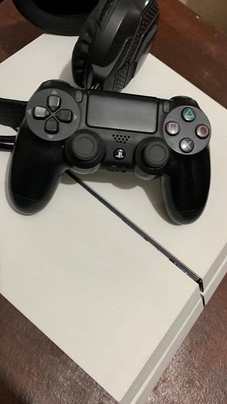 PS4 3tb White With Original Controller No Issue 6