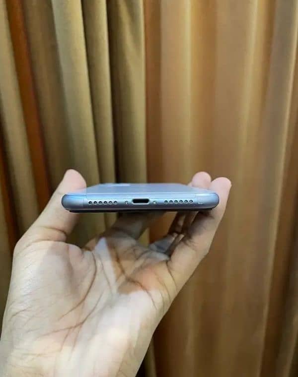 iPhone 11 pta approved (03480769286) only WhatsApp message 3