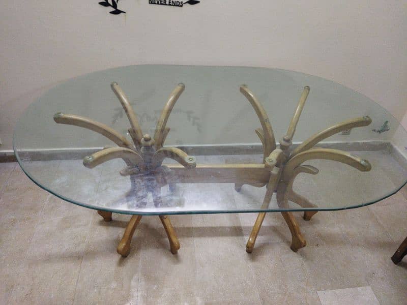 dinning table without chairs only 18 thousand 0