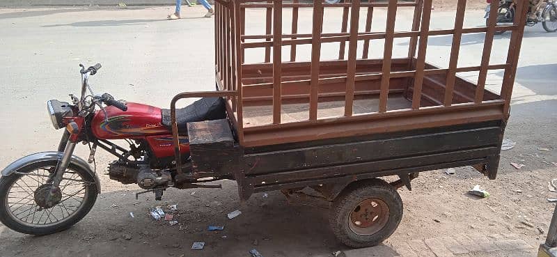 united 100 loader rickshaw 2