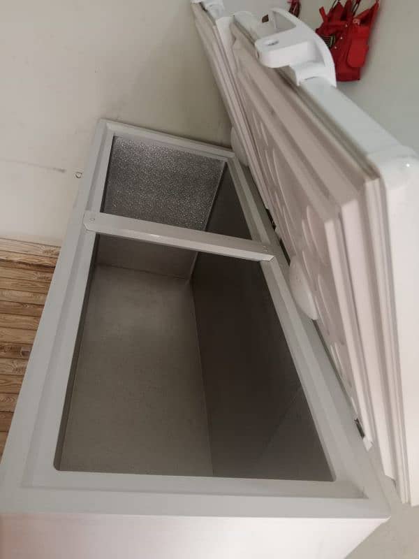 Haier 545 INV deep freezer 2