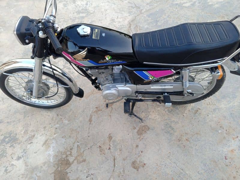 Honda 125 Jhelum number All documents clear 3