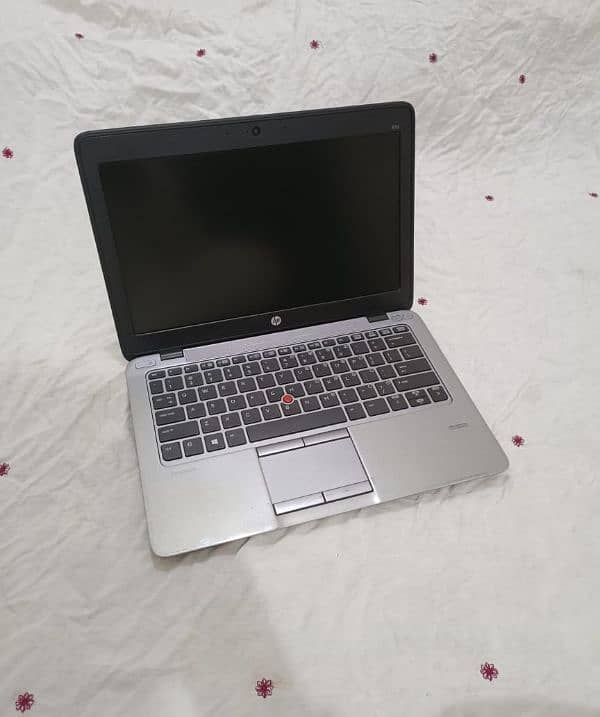 Hp EliteBook Core i5-4th Gen 8GB RAM BackLite Keyboard 512GB HHD // 3