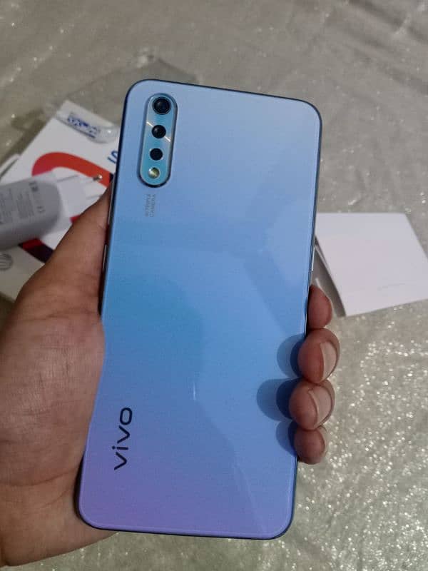 Vivo S1 256Gb+8Gb_ Box+ Original Charger- PTA Aproved" 18,000 final ha 1