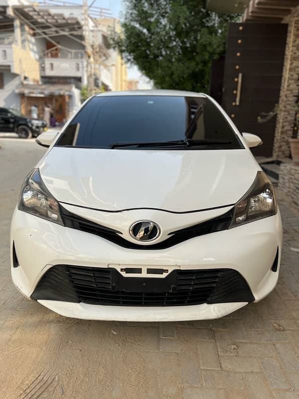 Toyota Vitz 2015 0