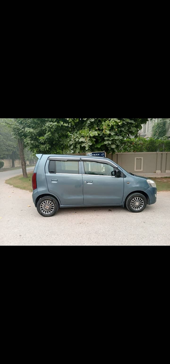 Suzuki Wagon R 2015 4