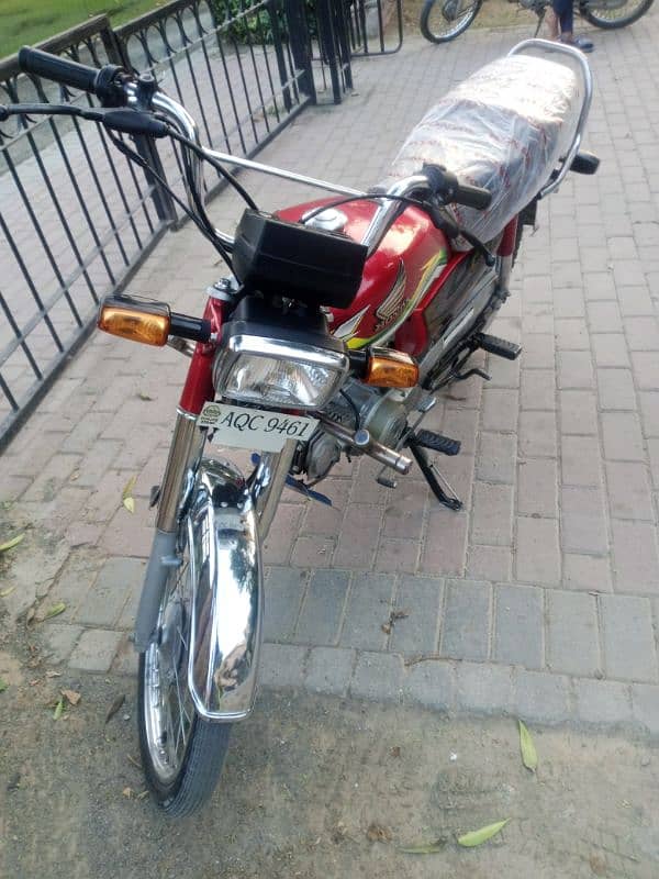 Honda 70 cc bike for sale complete documents biometric available 5