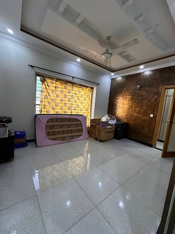 UPPER PROSHAN FOR RENT LOCATION CHAKLALA SCHEME 3 0