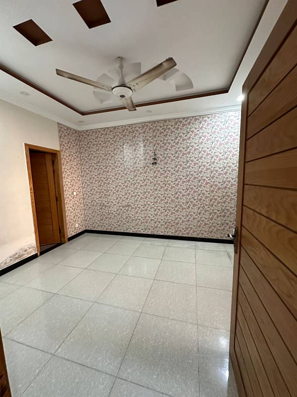 UPPER PROSHAN FOR RENT LOCATION CHAKLALA SCHEME 3 1