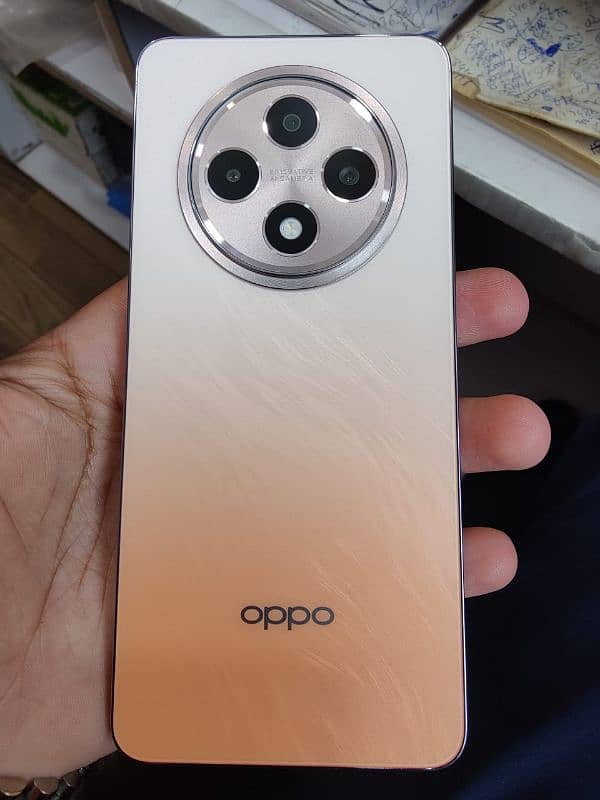 oppo Reno 12 F 2