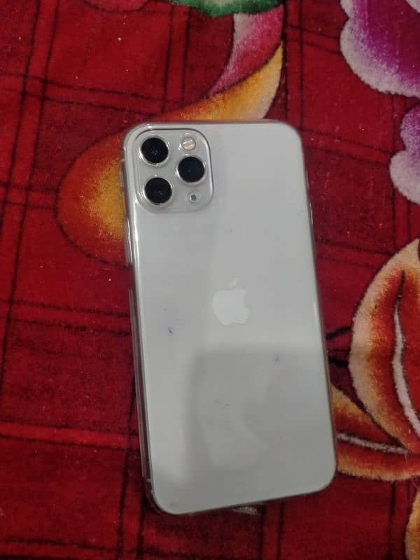 I phone 11pro white 0