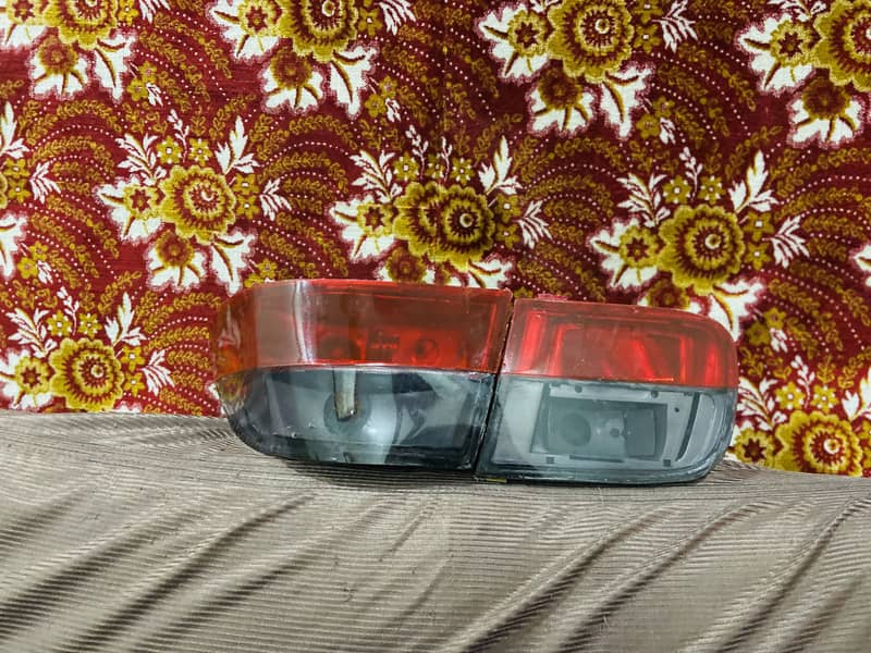 Honda civic 1995-97 back lights 3