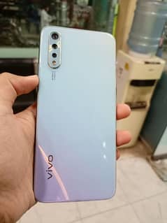 vivo s1 4gb ram 128 gb room phone number 03065575041