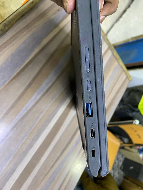 lenovo 300e touch 360 4gb 32gb chromebook 4