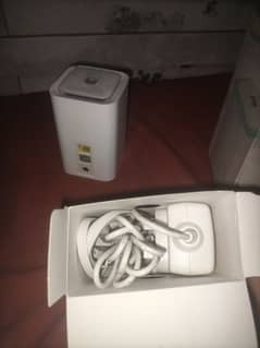 HUAWEI LTE cube E5 180