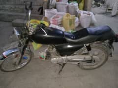 Ravi motorcycle