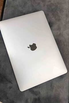 APPLE MACBOOK PRO 13" 2020 i5 16GB 512GB 99% BATTERY HEALTH