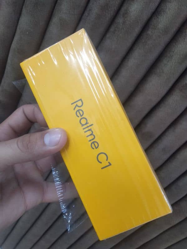 realme c1 2