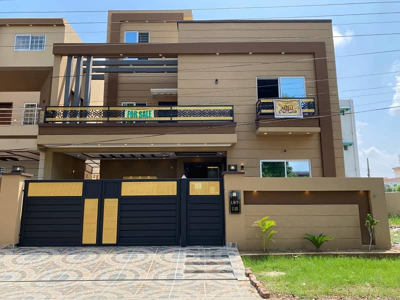 10 MARLA BRAND NEW HOUSE FOR SALE IN IEP TOWN BLOCK C3 0