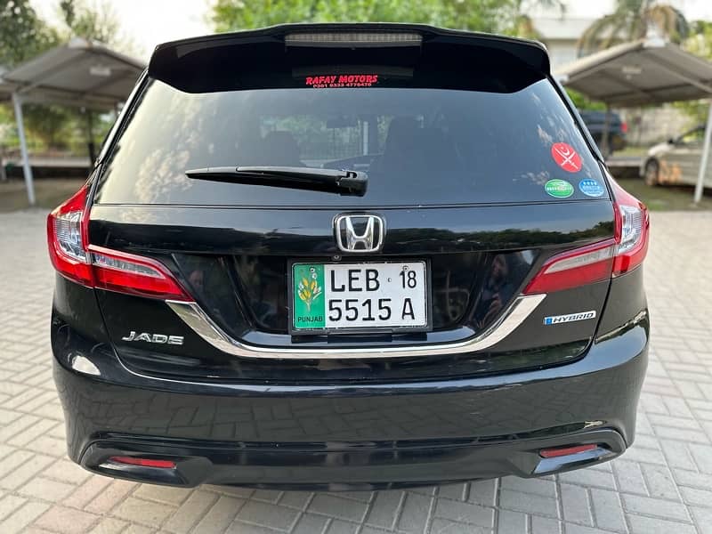 Honda Jade Hybrid 2017 7 seater 7