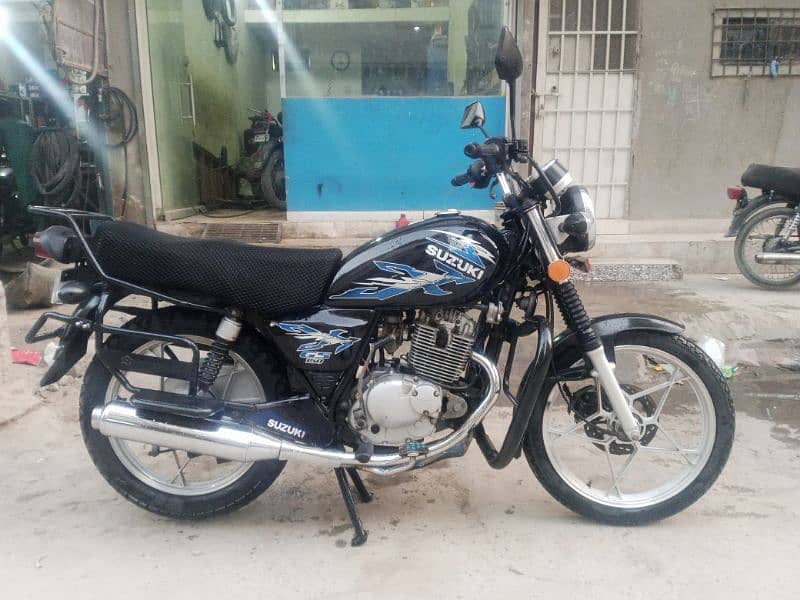 SUZUKI Gs 150 2015. 0