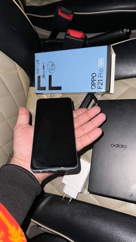 Oppo F21 Pro 5G One Hand Use 13