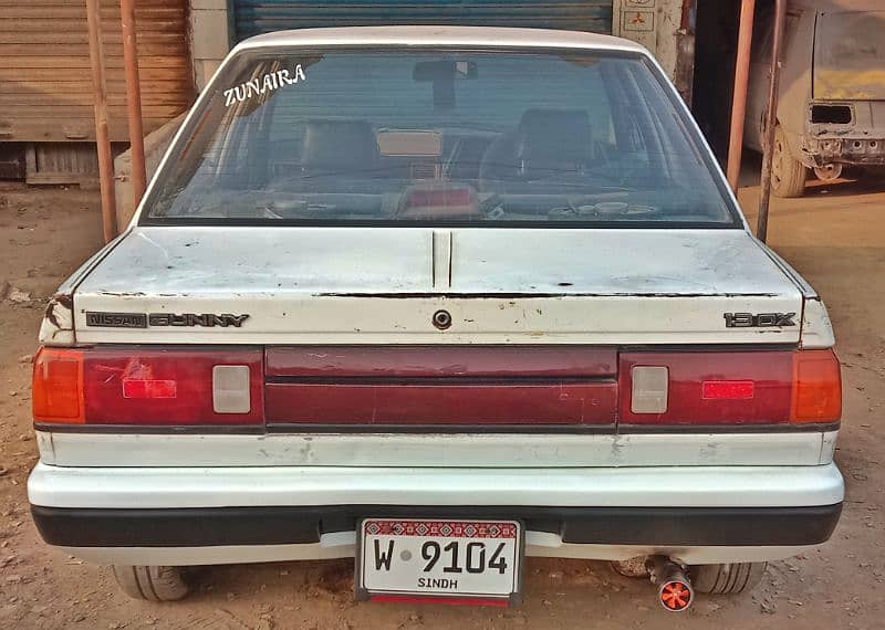 Nissan Sunny 1989 4