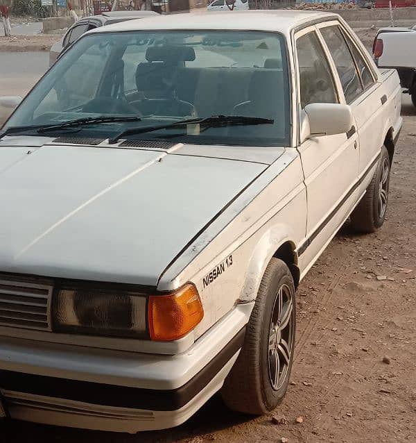 Nissan Sunny 1989 17