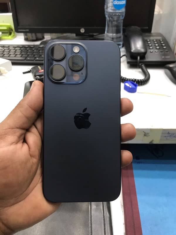 Iphone 15 pro max 512 gb PTA approved 3