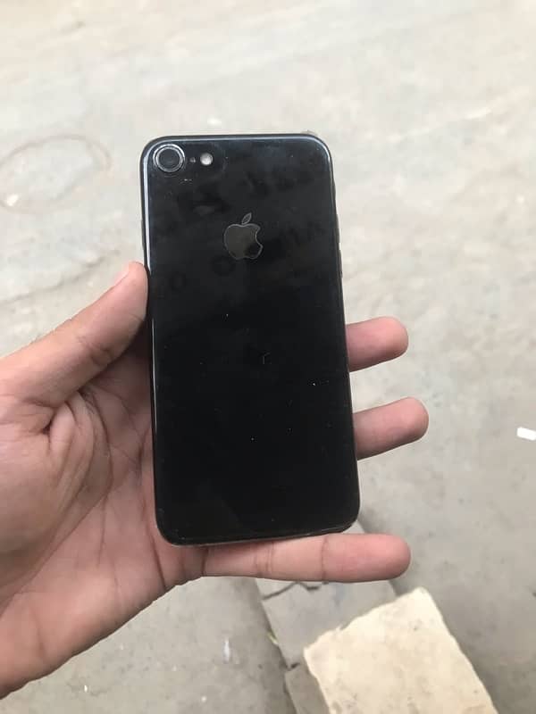 IPhone 7 (128gb) PTA 3