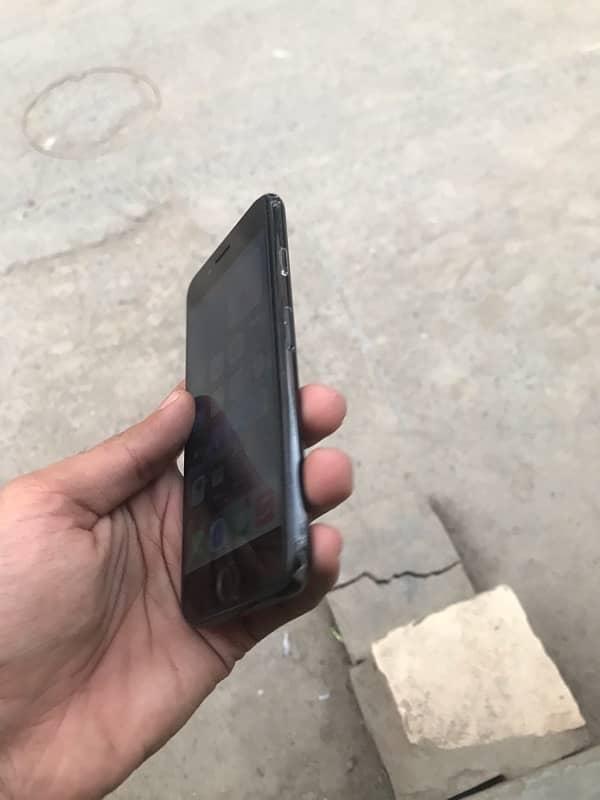 IPhone 7 (128gb) PTA 6