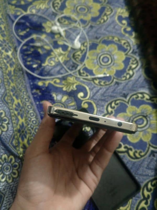 Infinix hot 40 pro 2